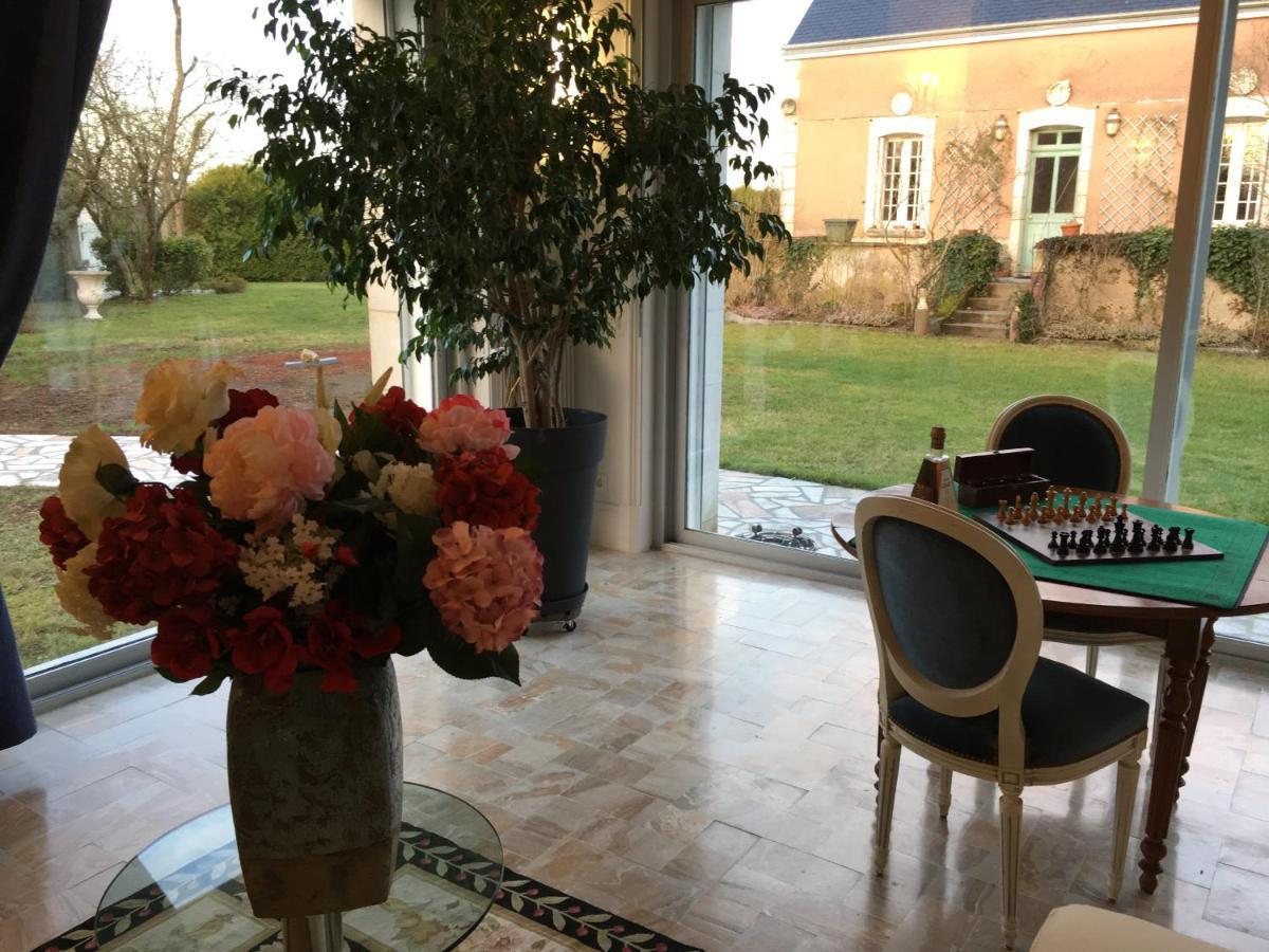 La Bauldiniere Bed & Breakfast Tauxigny Luaran gambar