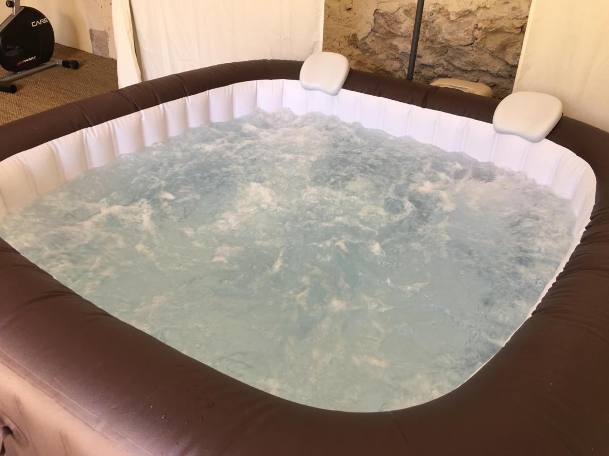 La Bauldiniere Bed & Breakfast Tauxigny Luaran gambar